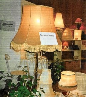 Verschiedene Lampen - Stehlampen und Tischleuchten